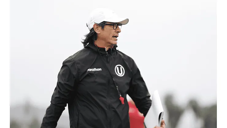"Es obligación de la 'U' pelear el título": Ángel David Comizzo va por todo en el campeonato nacional