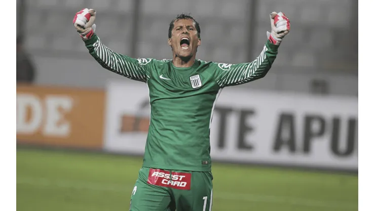 "Los de izquierda son campeones en hacer escándalo": Leao Butrón nuevamente en polémicas