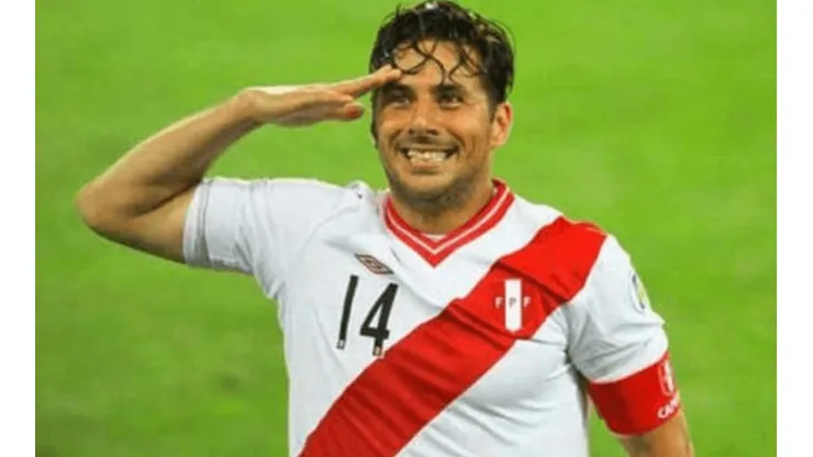 ¿Keiko Fujimori o Pedro Castillo? Claudio Pizarro hizo llamado especial a todo el Perú