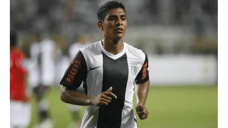 Es tiempo de volver: Paolo Hurtado cerca de jugar por Alianza Lima