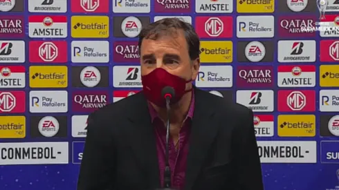 "Tenemos que ir a ganar de todas maneras": Néstor Lorenzo amenaza a Athlético Paranaense