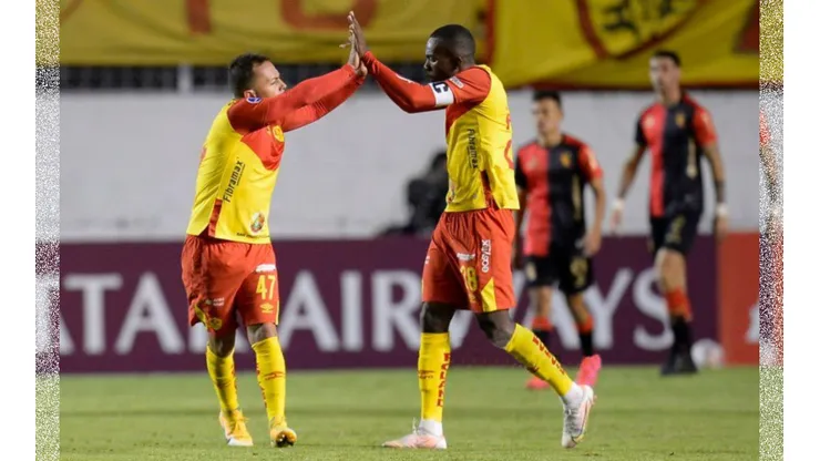 Una lástima: Aucas volteó partido ante Melgar (2-1)