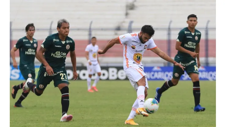 Universitario alineó 3 jugadores sub 20 para cumplir con la bolsa de minutos.