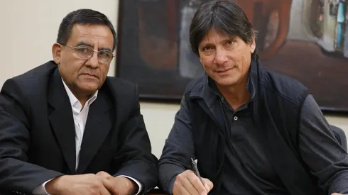 Gonzales y Comizzo son cuestionados en sus puestos por los hinchas.