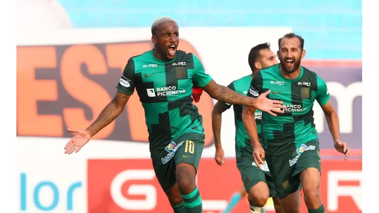 Jefferson Farfán llegó a Alianza Lima en marzo de este año.