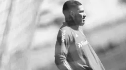 "Hasta Ronaldinho mandó vídeo apoyando": Paolo Guerrero criticado por ignorar a los más necesitados en Brasil