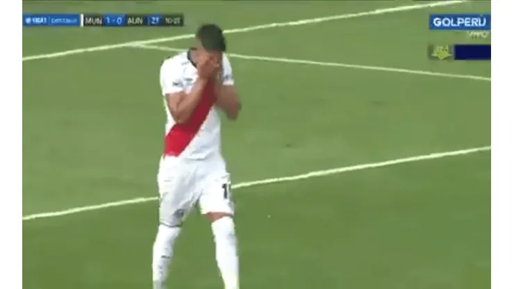 Alexis Cossio llegó a Municipal desde Ayacucho FC.