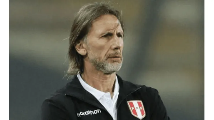 ¿Invitación a irse?: Ricardo Gareca recibiría una rebaja de sueldo sustancial