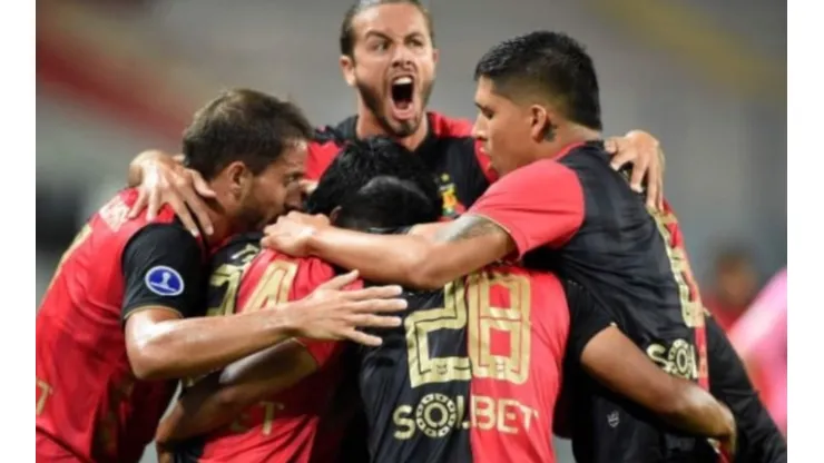 "Estoy orgulloso por competir a nivel internacional": Néstor Lorenzo feliz con su Melgar