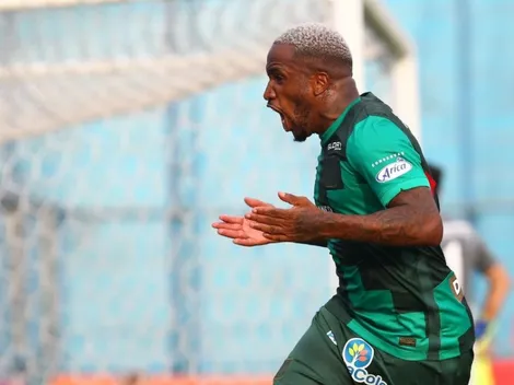 Los reclamos de Carlos Bustos por la situación de Jefferson Farfán