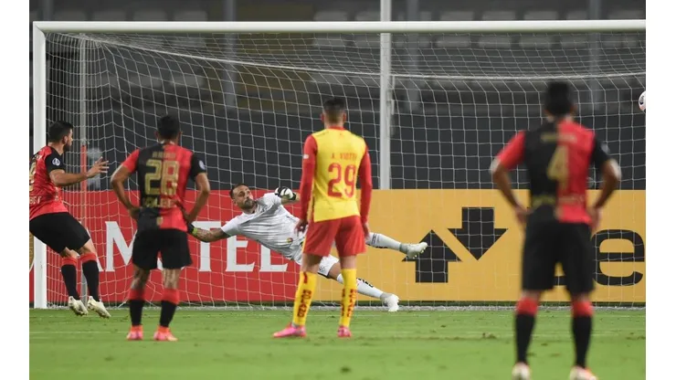 Melgar suma 6 puntos y por diferencia de goles es el único líder de su grupo.