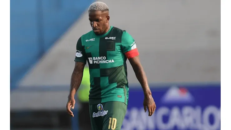 Se le viene la noche: Comisión Disciplinaria bajaría a Jefferson Farfán del duelo contra Sporting Cristal