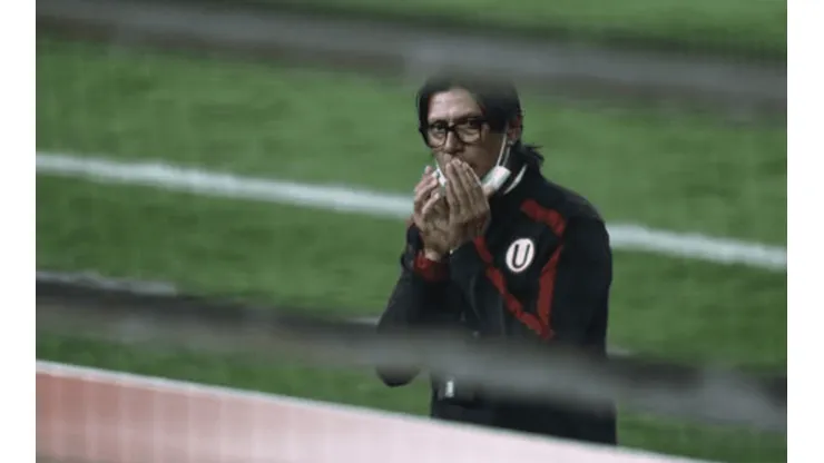 "Comizzo se descompensó": Universitario explica por qué el entrenador no se presentó en conferencia de prensa