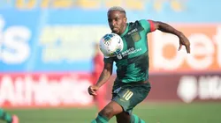 No podía ser tan fácil: FPF abrió proceso sancionador a Jefferson Farfán