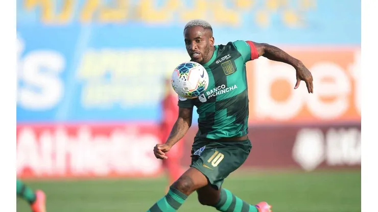 No podía ser tan fácil: FPF abrió proceso sancionador a Jefferson Farfán