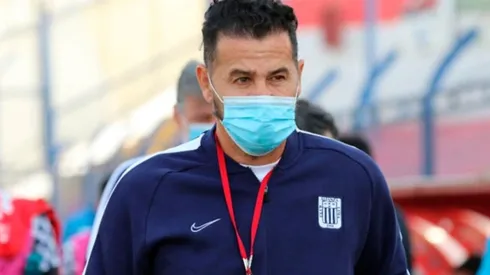 Daniel Ahmed fue el técnico que vio descender a Alianza en cancha.