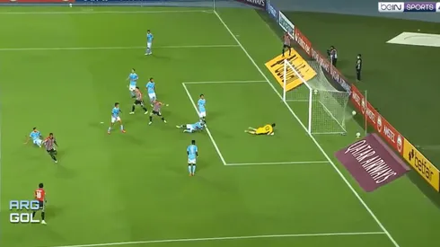 Corozo es extremo por izquierda en Sporting Cristal.