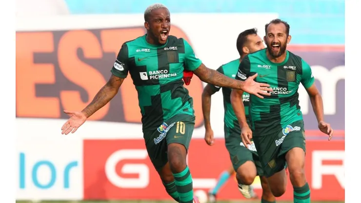 Jefferson Farfán anotó su primer tanto en su vuelta a Alianza Lima en el triunfo ante Municipal.