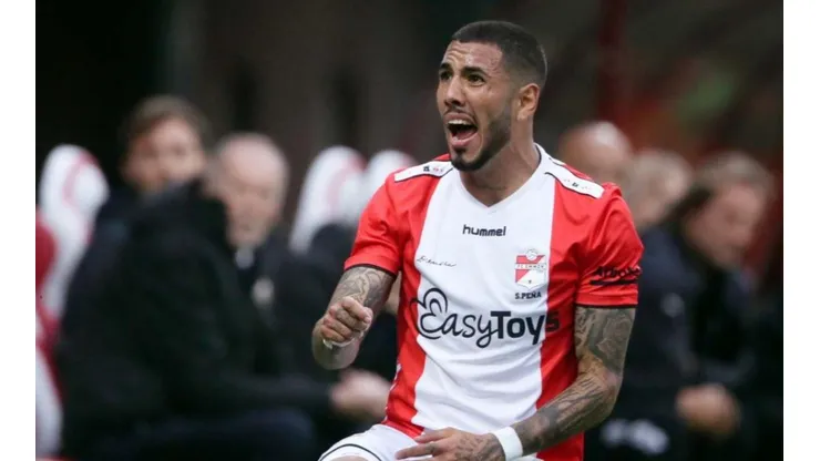 FC Emmen está a dos puntos de salir de la zona de descenso.