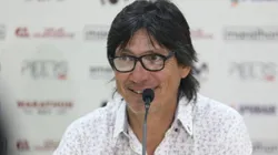 Ángel Comizzo es técnico de Universitario desde junio del 2020.