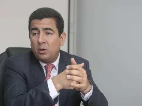 El peso de la ley: Carlos Moreno deberá pagar importante suma por irregularidades en la U