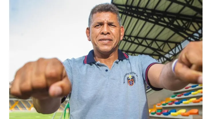 José Carranza asegura que si fuera otro equipo y no la U, ya habrían perdido los puntos.