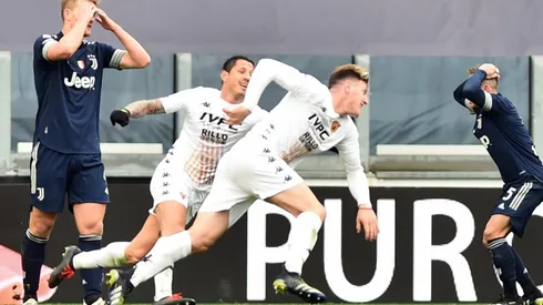 Lapadula compartió el frente de ataque con Adolfo Gaich.