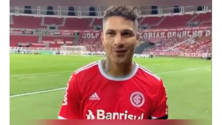 Paolo Guerrero regresó después de 210 días.