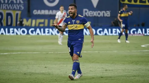 Carlos Tévez comparte plantel con Carlos Zambrano.
