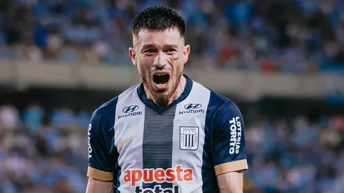 Alianza Lima se mide ante Deportes Iquique por la Copa Libertadores 2025.