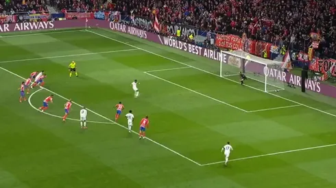 Vinicius falló un penal ante el Atlético de Madrid.