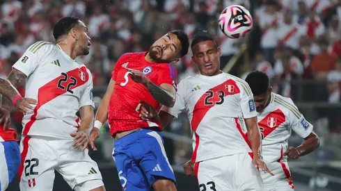 Perú vs. Chile en el estadio Monumental.