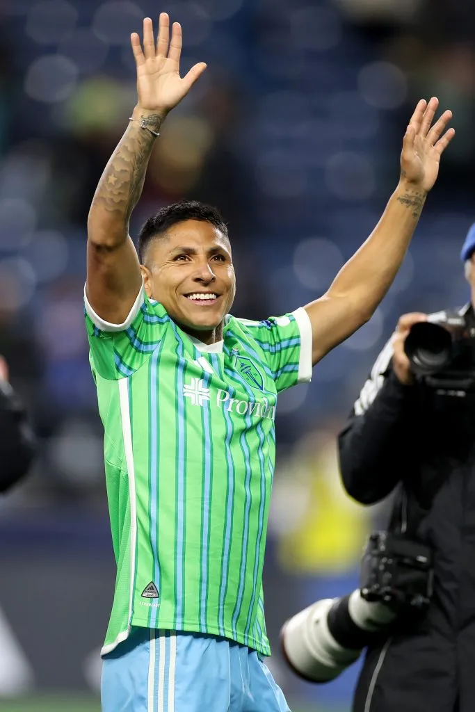 SEATTLE, WASHINGTON – OCTOBER 28: Raúl Ruidíaz #9 of Seattle Sounders celebrates a shootout win against the Houston Dynamo at Lumen Field on October 28, 2024 in Seattle, Washington. (Photo by Steph Chambers/Getty Images)