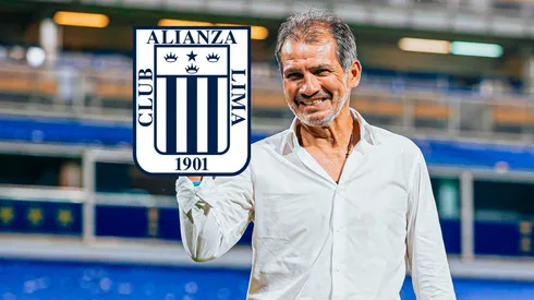 Franco Navarro y el escudo de Alianza Lima.