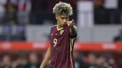 Jhonder Cádiz, delantero de la selección de Venezuela, perjudicado por FIFA.