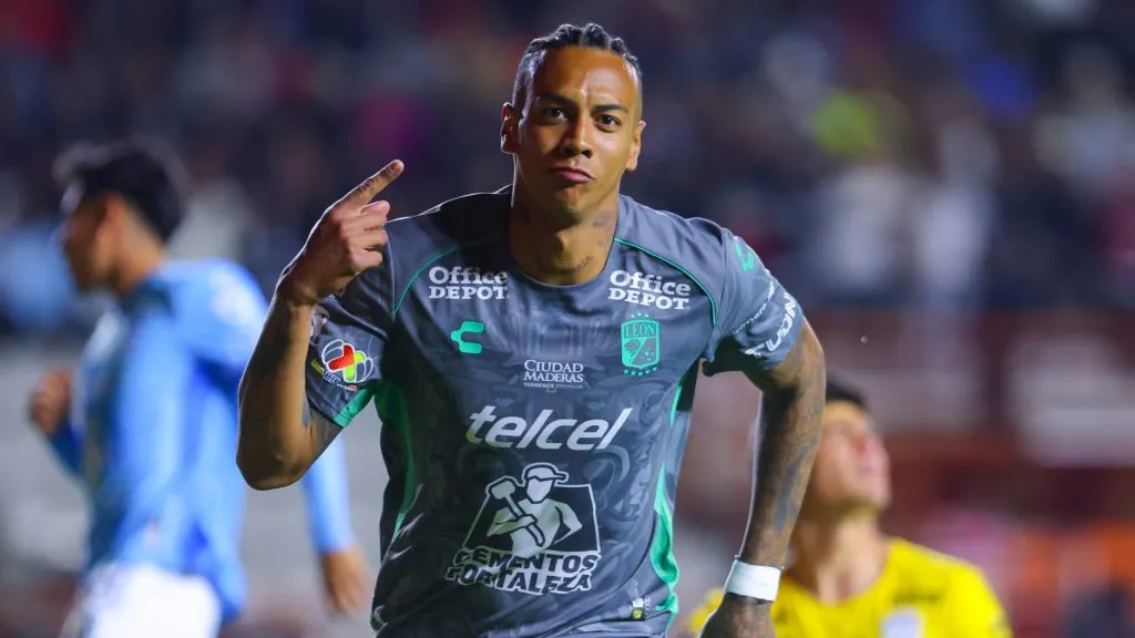 Jhonder Cádiz, delantero venezolano del Club León (Getty Images).