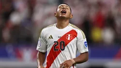Edison Flores, futbolista de la Selección Peruana y Universitario.