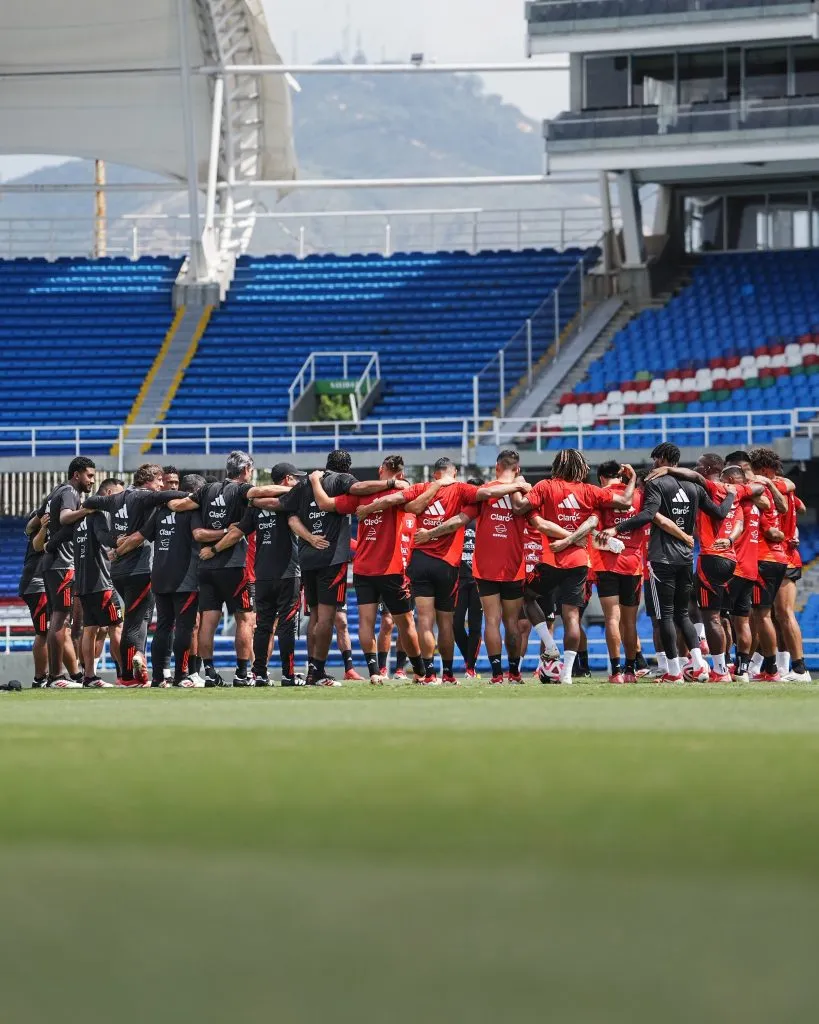 Selección Peruana entrenando en el extranjero. (Foto: FPF).
