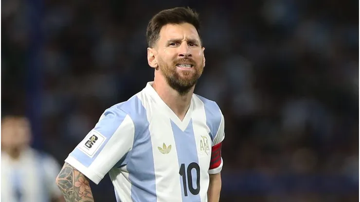 Lionel Messi no juega hoy en Argentina ante Brasil.