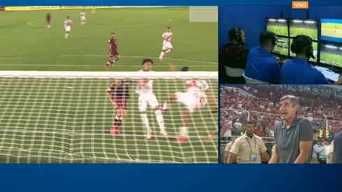 El VAR anula el gol de Bryan Reyna.