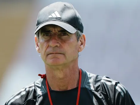 Están en mal momento: los 6 casos que debe revisar Óscar Ibáñez para la lista de Perú