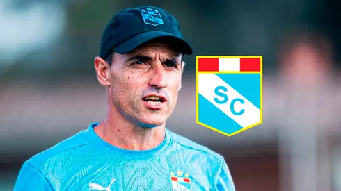 Guillermo Farré y el escudo de Sporting Cristal.