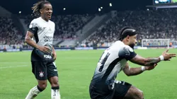 André Carrillo y Memphis Depay en Corinthians