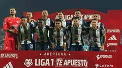 Once titular de Alianza Lima durante un partido de Liga 1.