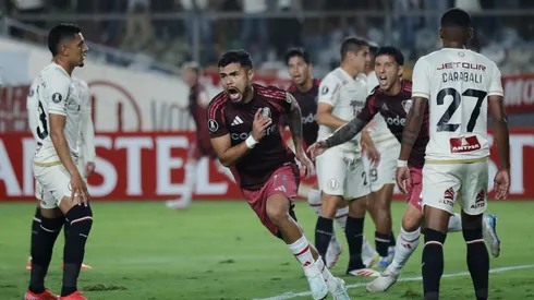 Paulo Díaz celebrando el 1-0.