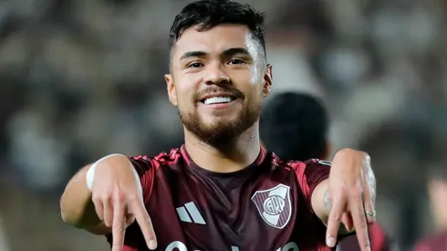 Paulo Díaz y su festejo de gol ante Universitario.