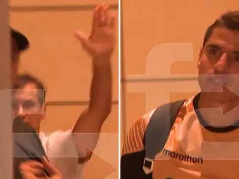 Hinchas de Universitario explotaron contra Fabián Bustos y Aldo Corzo los encaró