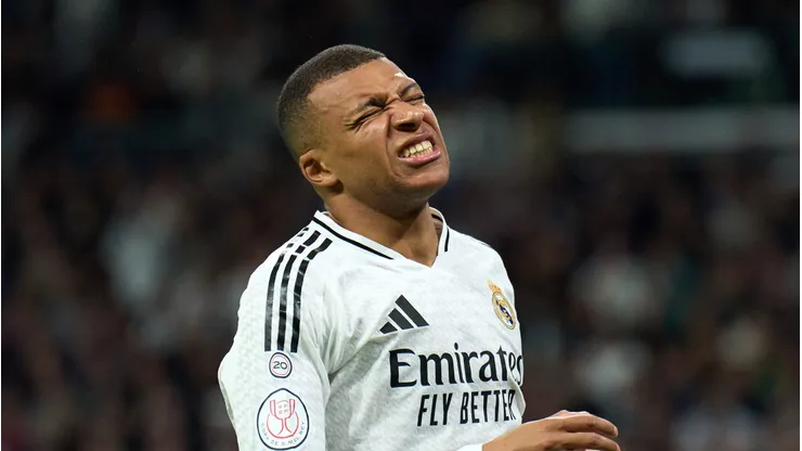 Real Madrid enfrenta a Arsenal por la Champions League.