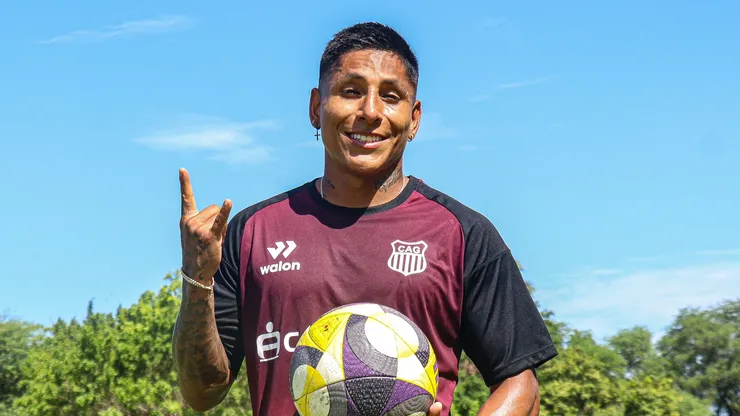 Raúl Ruidíaz, flamante figura de Atlético Grau.