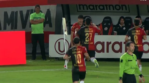 Kenji Cabrera celebrando el 1-0.